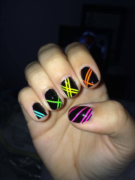 Neon laser nails. Neon 80s Nails, Nail Ideas 90s, Retro Nails 80s, 80s Themed Nails, 80s Nails Designs Neon, Black Nails With Neon Design, Black And Neon Nail Designs, Neon And Black Nails, 80s Nails Designs