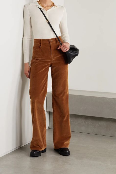 Camel Pants Outfit, Velvet Pants Outfit, Brown Denim Pants, Casual Classy Outfits, 70s Pants, Camel Pants, Pants Outfit Casual, Nili Lotan, Autumn Outfits