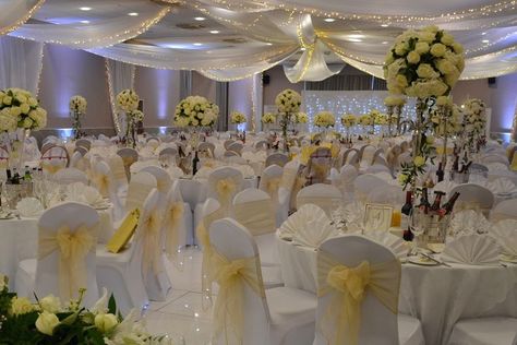 Yellow Quince Theme, Yellow Quince, White Theme Wedding, Yellow And White Wedding, Quince Decor, Wedding Top Table, Kent Wedding Venues, Yellow Wedding Theme, Sweet 16 Themes