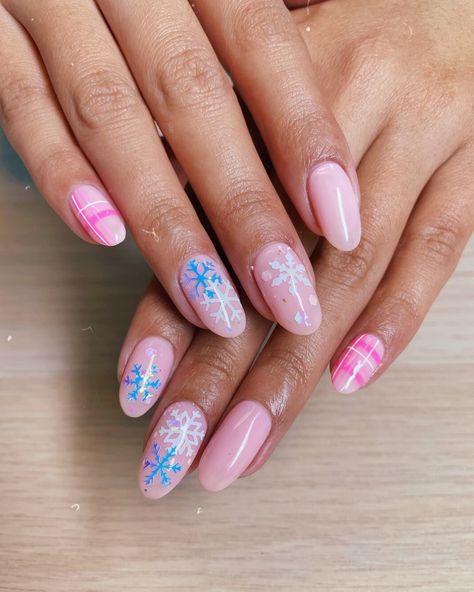 Blue And Pink Christmas Nails, Pink Plaid Nails, Plaid Christmas Nails, Red And Pink Christmas, Biab Nail, Pink Christmas Nails, Blue Christmas Nails, Plaid Nails, Holiday Nail