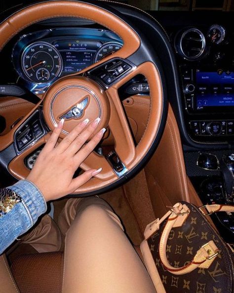 Luxury Lifestyle Aesthetic, Luxury Lifestyle Fashion, Luxury Car Interior, Rich Girl Lifestyle, Car Goals, Rich Lifestyle, Luxury Lifestyle Dreams, Luxe Life, Super Luxury Cars