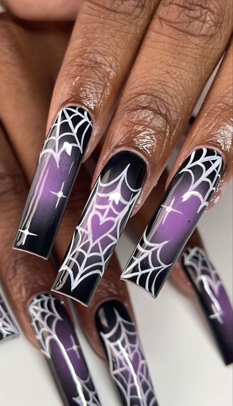 Kuromi Halloween Nails, Venom Nails, Creepy Halloween Nails, Baddie Halloween Nails, Monster High Nails, Ongles Goth, Nail Art Halloween, Holloween Nails, October Nails