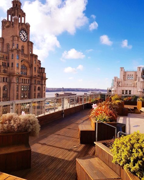 Liverpool Life, Liverpool Waterfront, Grafton Street, Liverpool Uk, Best Rooftop Bars, Liverpool City, Uk City, Model Art, Photography Beautiful