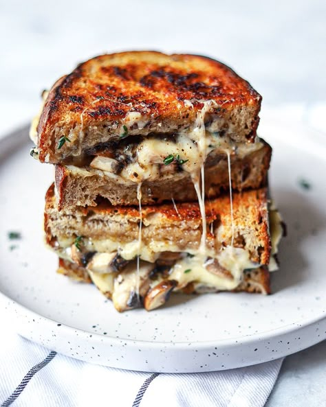 Truffle Grilled Cheese, Easy Friday Night Dinner, Fancy Grilled Cheese, Grilled Cheese Sandwiches, Friday Night Dinner, Truffle Recipe, Grilled Sandwich, Truffle Oil, Cheese Sandwich