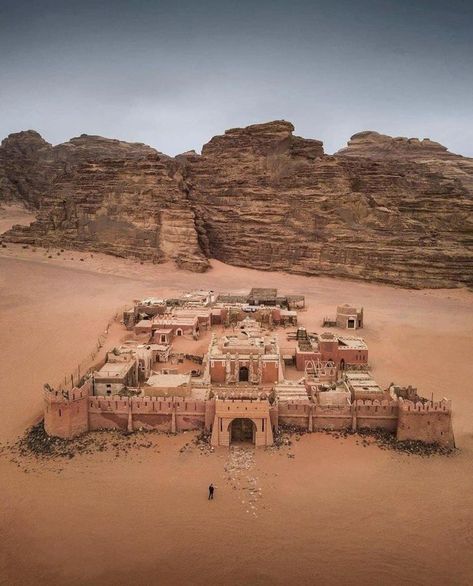 Desert Village, Wadi Rum Jordan, Granite Rock, Lunar Surface, Red Sandstone, Jordan Travel, Wadi Rum, Ancient Architecture, Rock Formations