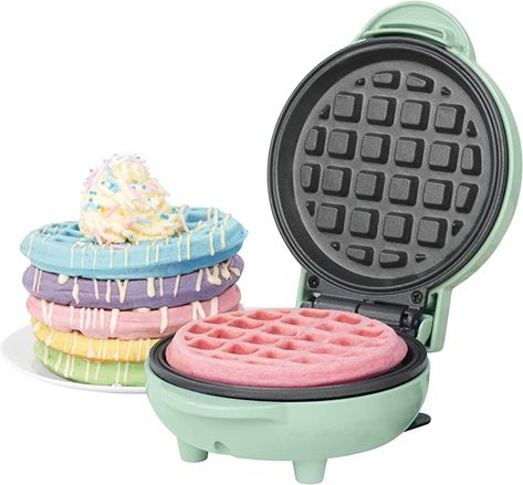 Giles & Posner EK4214GSGR Pastel Mini Waffle Iron/Maker, 550W, Non-Stick Plates, Belgian & American Waffle Maker/Machine, 11.5cm Plate for Sweet & Savoury Treats, Sorbet Green, 15 x 10.5 x 22.4 cm : Amazon.co.uk: Home & Kitchen Mini Waffles, Mini Waffle Maker, Waffle Machine, Chocolate Waffles, Waffle Sandwich, Mini Treats, Frozen Yoghurt, Waffle Iron, Waffle Maker