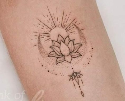 Lotus Tattoo Back, Small Lotus Tattoo, Tattoos To Cover Scars, Lotus Tattoo Design, Unalome Tattoo, Drawing Styles, Thigh Tattoos, Shoulder Tattoos For Women, Tattoo Feminina