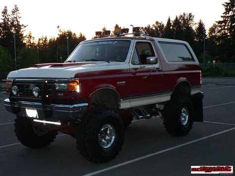 1989 Ford Bronco, 1978 Ford Bronco, Broncos Pictures, 1979 Ford Bronco, Stolen Car, Ford Girl, Ford Bronco For Sale, Classic Bronco, Ford Suv