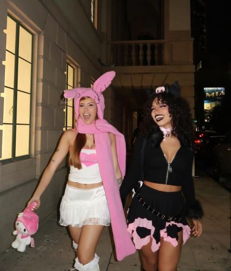 Hello Kitty Costume, Halloween Duos, Duo Costumes, Rave Fits, Pretty Halloween Costumes, Rave Costumes, Duo Halloween Costumes, Hello Kitty Clothes, Cute Couple Halloween Costumes