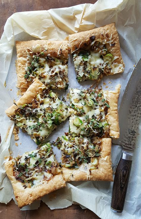 Flaky pastry, savory cheese, and caramelized onions satisfy in this simple appetizer Pastry Savory, Nordic Recipes, Food Moodboard, Summer Tart, Norwegian Cuisine, Norwegian Recipes, Scandinavian Recipes, Nordic Recipe, Finnish Recipes