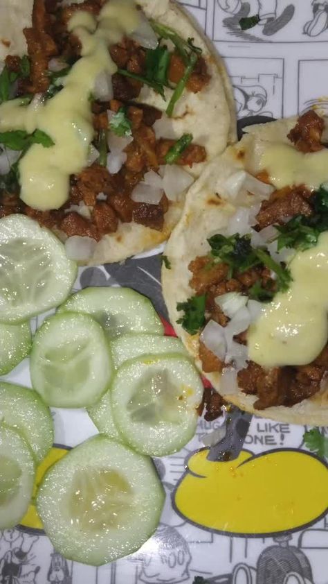 Brenda Cortés(@brencortesp) on TikTok: Receta de taquitos al pastor, super rica. Cómo de taquería. 👌🇲🇽 #tacos #tacosalpastor #tacosmexicanos Tacos Pastor, Crock Pot Inspired Beef Recipes, Tacos Mexicanos, Tacos Al Pastor, Roast Beef, Diy Food, Tasty Dishes, Best Foods, Beef Recipes