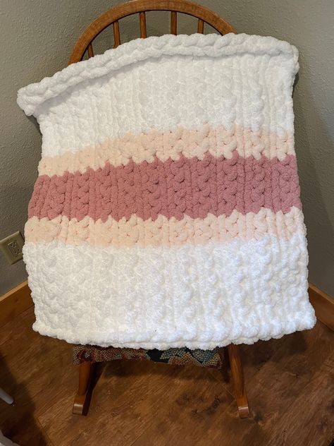 Chunky Pink Blanket, Pink Crochet Blanket, Chunky Knit Baby Blanket, Chenille Baby Blanket, Chunky Yarn Blanket, Knot Blanket, Chunky Blankets, White Baby Blanket, Elegant Nursery