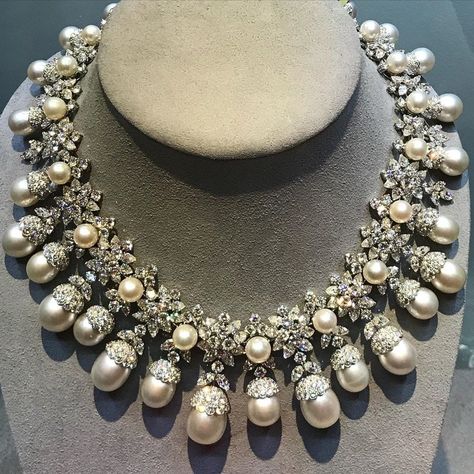 Diamond necklace set indian