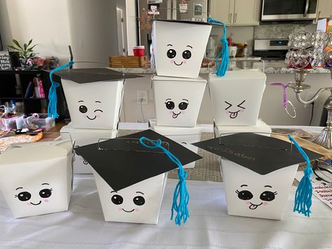 Graduation Goodie Bag Ideas, Graduation Goodie Bags, Vpk Graduation, Goodie Bag Ideas, Graduation Gift Bags, Kindergarten Graduation Gift, Elementary Graduation, Kindergarten Graduation Party, Prek Ideas