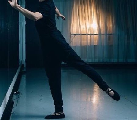 Mike Chang Aesthetic, Ballet Male Aesthetic, Boy Ballet Aesthetic, Man Dancing Aesthetic, Dancer Aesthetic Male, Male Ballerina Aesthetic, Male Ballet Aesthetic, Male Ballet Dancers Aesthetic, Male Dancer Aesthetic