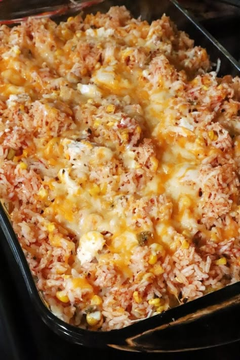 Rice Casserole Recipes For Dinner, Tex Mex Chicken And Rice, Dinner Recipes Mexican, Enchilada Rice, Mexican Rice Casserole, Rice Casseroles, Recipes For Dinner Chicken, Tex Mex Chicken, Casserole Recipes For Dinner