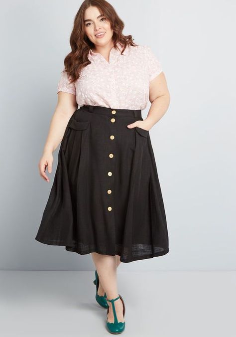 Plus Size Vintage Clothing, Spring Summer Capsule Wardrobe, Cheap Cocktail Dresses, Long Pencil Skirt, Midi Skirt Black, Midi Skirt Outfit, Cotton Midi Skirt, Retro Graphic Tees, Feminine Blouses