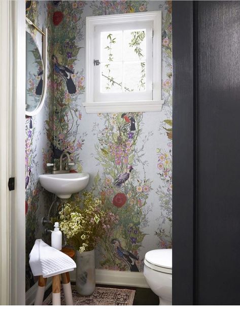 Luxury Small Bathroom, Tiny Bathroom Makeover, Makeover Kamar Mandi, Downstairs Loo, Small Bathroom Makeover, Downstairs Toilet, Powder Bath, Tiny Bathroom, Powder Rooms