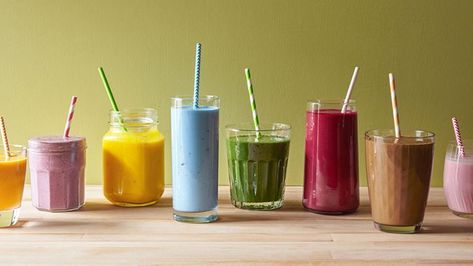 Smoothies offer plenty of vitamins and minerals in an easy-to-digest form. Crohns Recipes, Easy To Digest Foods, Best Smoothies, Smoothie Recipes With Yogurt, Snack Smoothie, Power Smoothie, Oat Smoothie, Healthy Drinks Smoothies, Unsweetened Coconut Milk