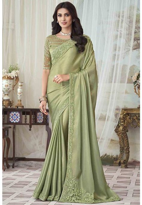 Sage Green Dark, Light Green Blouse, Indian Sarees Online, Wedding Saree Indian, Designer Sarees Online, Green Saree, Art Silk Sarees, Trendy Sarees, Georgette Saree