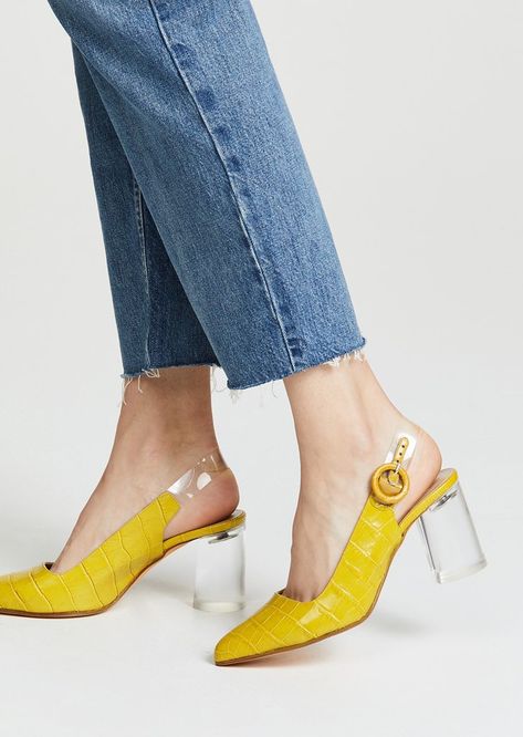 Trending Womens Shoes, Shoe Designs, Stunning Shoes, Latest Shoe Trends, Maryam Nassir Zadeh, Slingback Shoes, Pumps Shoes, Hot Shoes, Slingback Heel