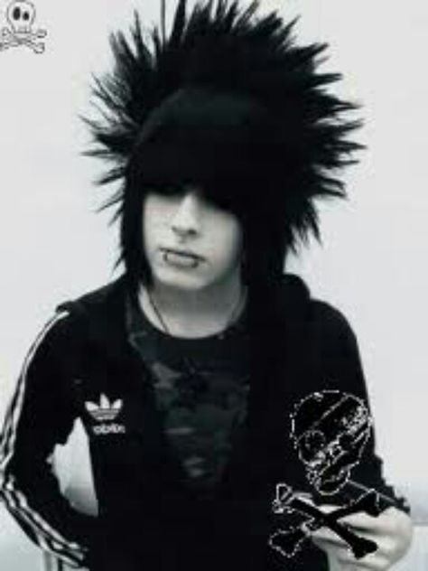 This is Chris Dakota <3 Scene King Emo Boy Haircut, Chris Dakota, Emo Hairstyles For Guys, Emo Scene Boys, Scene Hairstyles, Emo Haircuts, Scene Guys, Emo Hairstyles, Emo Emo