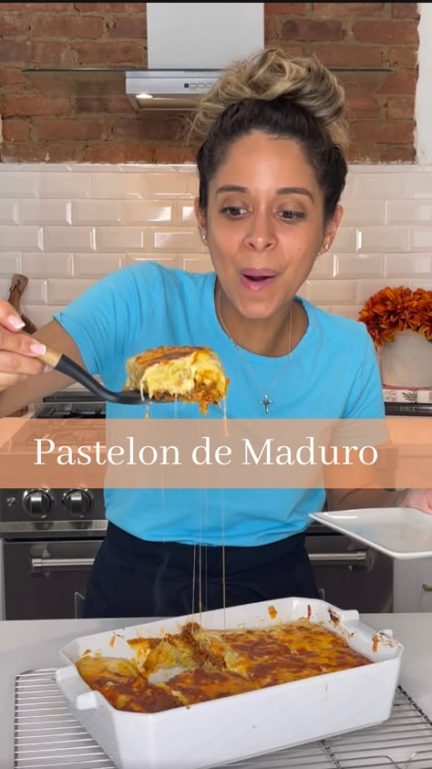 Pastelon Recipe Puerto Rico Authentic, Pastelon Dominicano, Maduros Recipe Sweet Plantains, Puerto Rican Pastelon Recipes, Dominican Pastelon, Pastelon Recipe Puerto Rico, Maduros Recipe, Platanos Maduros Recipe, Pastelon Recipe