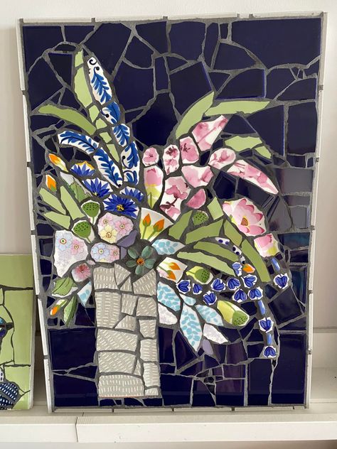 Mosaic With Broken China, Mosaic Projects For Beginners, Mosaic Ideas Beginner, Instagram Mosaic, Mosaics Ideas, Repurposed China, Small Cottage Garden Ideas, Mosaic Collage, Landscape Mosaic