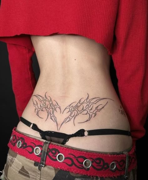 Cybersigilism Lower Back Tattoo, Cybersigilism Tattoo Lower Back, Cybersigilism Tattoo Women, Cybersigilism Tattoo Stomach, Cybersigilism Heart Tattoo, Back Tattoo Cybersigilism, Trampstamp Tattoo Aesthetic, Cybersigilism Tattoo Back, Tattoo Cybersigilism