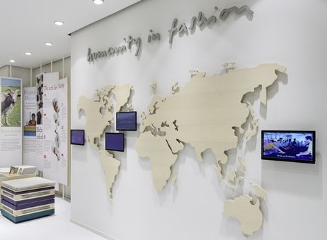 Map Display, Retail Design Blog, Sales Center, Gallery Design, Frankfurt Germany, Signage Design, Natural Branding, Amazing Art Painting, Display Design