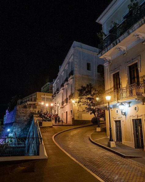 5,917 Likes, 52 Comments - PUERTO RICO 🇵🇷 (@puertoricogram) on Instagram: “El Viejo San Juan, #PuertoRico . #puertoricogram #oldsanjuan #prgvsj” Viejo San Juan Puerto Rico, Puerto Rico Trip, Puerto Rico Vacation, Old San Juan, San Juan Puerto Rico, Vacation Trips, Cemetery, Puerto Rico, Road