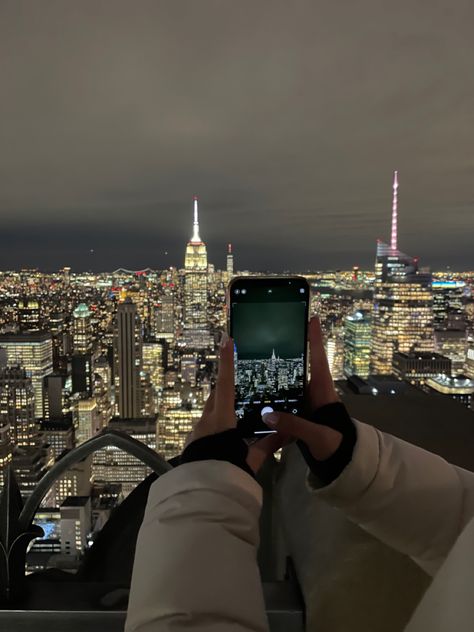 Nyc Helicopter Ride At Night, Rich Nyc Aesthetic, Nyc At Night Aesthetic, City Night Life Aesthetic, Nyc Dump, Nyc Aesthetic Night, Aesthetic City Lights, Nyc Lights, City View Night