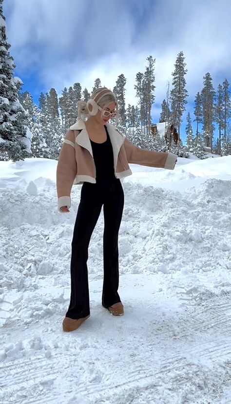 Check out this video Winter Snow Outfit from Jodi Bluestein Snow Outfit Aesthetic, Full Bodysuit Outfit, Jumpsuit Winter Outfit, Ugg Minis, Style A Jumpsuit, Platform Ugg, Soft Feminine Outfits, Jumpsuit Winter, Winter Outfits Snow