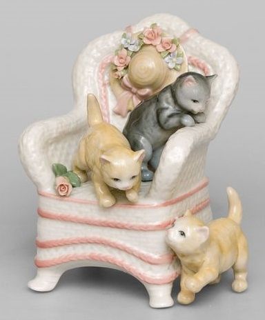 Cat Figurines, Cute Little Things, Dream Decor, Vintage Cat, Porcelain Dolls, Porcelain Figurines, Clay Art, Clay Crafts, Vintage Toys