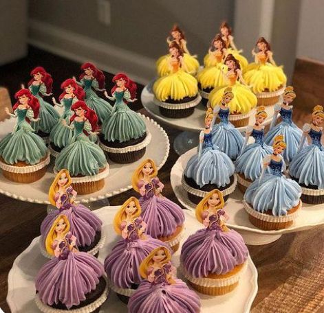 Kue Disney, Superhero Cupcake Toppers, Superhero Cupcakes, Princess Cupcake, Princess Cupcake Toppers, Savory Cakes, Custom Cupcake Toppers, Disney Princess Birthday Party, Princess Theme Birthday