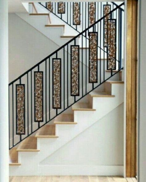 Railing Ideas Indoor, Indoor Stair Railing Ideas, Railings Indoor, Stair Decorations, Indoor Stair Railing, Indoor Stairs, Window Grill Design Modern, Staircase Design Modern, Staircase Railing Design