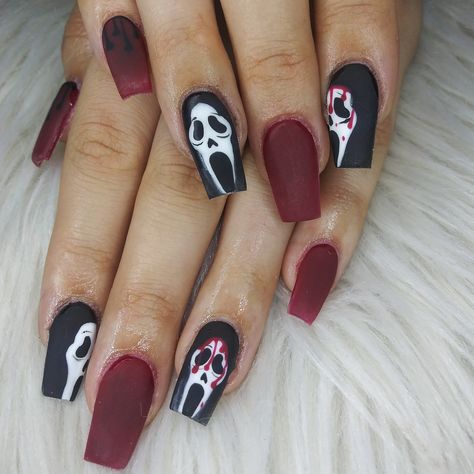 Ghostface Nails Acrylic, Scream Nails Acrylic, Halloween Scream Nails, Nails Acrylic Simple, Ghostface Nails, Nails Acrylic Red, Nails Red And Black, Nail Inspired, Scream Nails