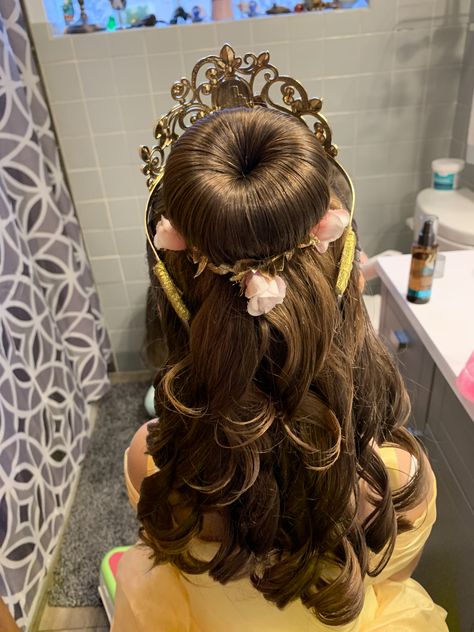 Beauty And The Beast Hairstyle Quince, Bell Princess Hairstyle, Bell Beauty And The Beast Hairstyle, Birthday Party Beauty And The Beast, Beauty And The Beast Wedding Party Attire, Princess Belle Hairstyle For Kids, Beauty And The Beast Cincoañera, Bell Themed Quince, Belles Hair Disney