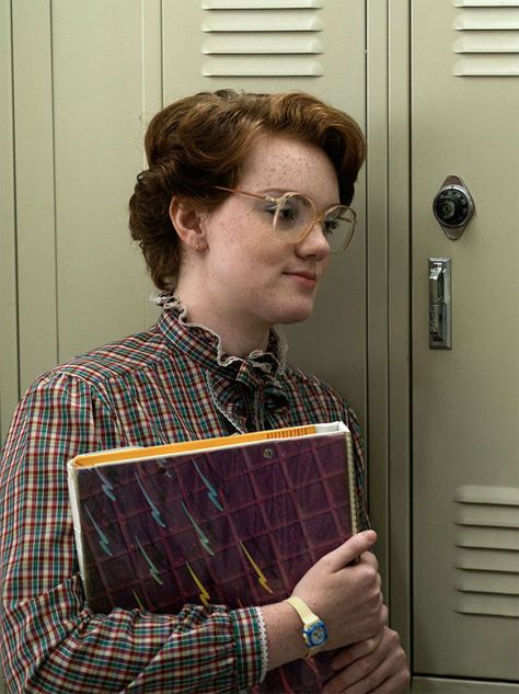 "We are all Barb: Who wasn't that awkward teenager, worried about her station in the scholastic pecking order and trying to maintain the few friends she has even as they use her for rides in her VW and as a convenient excuse so they can sneak out for dates with boys?" Stranger Things Barbara, Barb Holland, Justice For Barb, Barbara Holland, Shannon Purser, Stranger Things Halloween Costume, Barb Stranger Things, Stranger Things Party, Stranger Things Costume