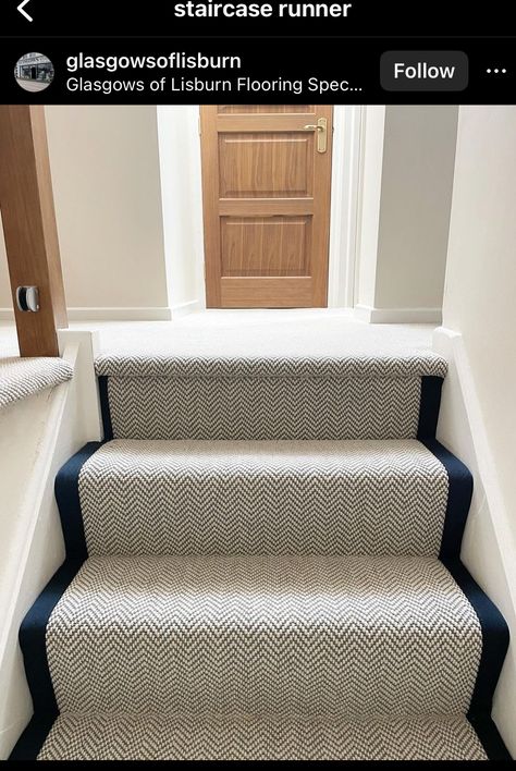 Dark Stair Carpet Ideas, Light Grey Staircase, Cream Runner Stairs, Cream Bedroom Carpet, Landing Runner Carpet, Pattern Carpet Stairs, Dark Carpet Light Walls, Stair And Hallway Ideas, Hall Stairs And Landing Carpet Ideas