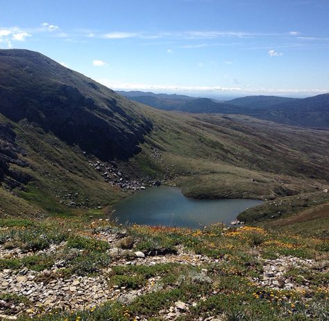 Club Lake. One of the glacial lakes on the main range walk to Kosciuszko from Charlottes Pass #Clublake #Kosciuszko #Australia Mount Kosciuszko, Australian Landscape, Snowy Mountains, Camping Trip, Camping Trips, Maine, Favorite Places, Camping, Lake