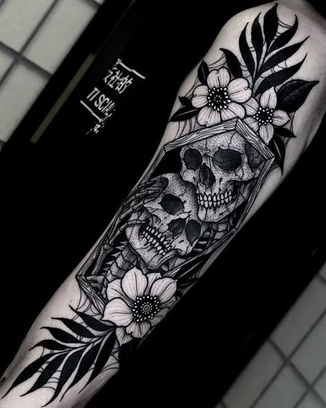 Floral Skull Tattoos For Women Sleeve, Lovers Skull Tattoo, Skull Cover Up Tattoo Women, Spooky Sleeve Tattoos For Women, Skull Lovers Tattoos, Skeleton Lovers Tattoo, The Lovers Tattoo Design, Skull Thigh Tattoos, Halloween Sleeve