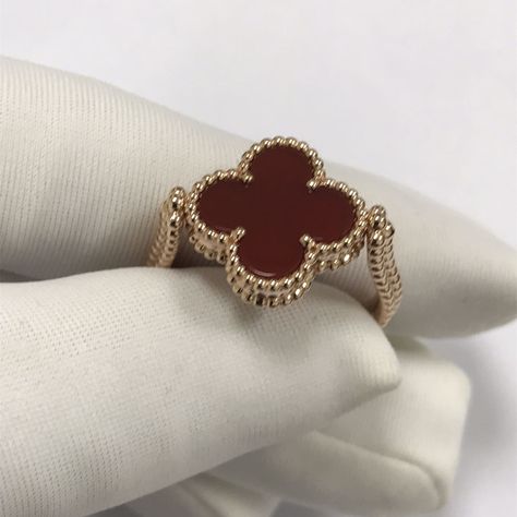 Vintage Alhambra reversible ring, guilloché 18k rose gold, carnelian, diamond Reference: VCARP7U500 Stones: Carnelian 1 pc Diamond: 1pc 0.05 carat Size: Custom Color: Rose Gold Whatsapp: +12818276792 Web: www.toobling.com Email: viptoobling@gmail.com Ins: https://www.instagram.com/tooblingjewelry/ #vancleefreversibleringdupe #vancleefcarnelianreversiblering #vancleefreversiblering Van Cleef Carnelian, Diamond Reference, Alhambra Ring, Reversible Ring, Van Cleef, 18k Rose Gold, Rose Gold Ring, Custom Color, Gold Ring