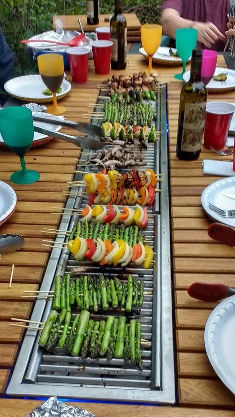 Backyard Bbq Table, Backyard Bbq Grill, Barbeque Party, Bbq Table, Grill Table, Outdoor Bbq Kitchen, Barbecue Restaurant, Backyard Grilling, Bbq Kitchen