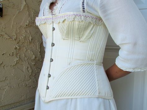 Quilted Corset, Regency Stays, Victorian Silhouette, 1840s Fashion, Margaery Tyrell, Romantic Era, Corset Pattern, Victorian Costume, Corset Fashion