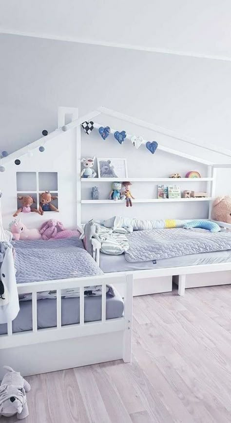 Reading Sofa, Montessori House Bed, House Beds For Kids, Shared Girls Room, Kids Shared Bedroom, Beds For Kids, Kids Bedroom Designs, Shared Bedroom, Kids Bunk Beds