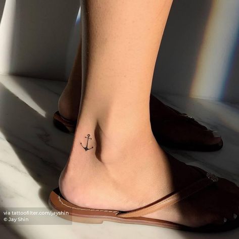 Minimalist Anchor Tattoo Women, Dainty Anchor Tattoo, Small Anchor Tattoos For Women, Minimalist Anchor Tattoo, Anchor Tattoos For Women, Navy Anchor Tattoos, Simple Anchor Tattoo, Feminine Anchor Tattoo, Small Anchor Tattoos