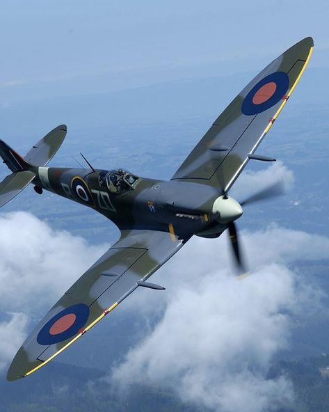 What do you know about Supermarine Spitfire? 🤔 #ww2 #supermarinespitfire #fighterjet #futureisintheskies #airfighters #airfightersww2series… Supermarine Spitfire Wallpapers, Spitfire Wallpaper, Spitfire Tattoo, Spitfire Airplane, Spitfire Plane, Raf Aircraft, Crimson Skies, Ww2 Fighter Planes, Wwii Fighter Planes