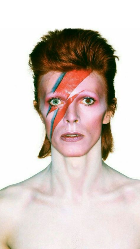 Glam Rock 70s, David Bowie Eyes, David Bowie Makeup, Bowie Eyes, David Bowie Costume, David Bowie Fashion, Party Eyes, Male Makeup, Ziggy Stardust