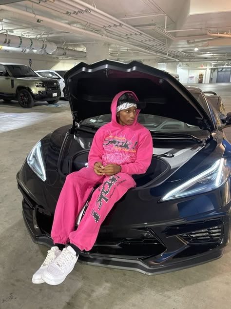 Sp5der Tracksuit, Pink Hoodie Outfit, White Nike Shorts, Sp5der Hoodie, Lesbian Outfits, Cargo Shorts Women, Drippy Outfit, Merch Hoodie, Clothes Y2k